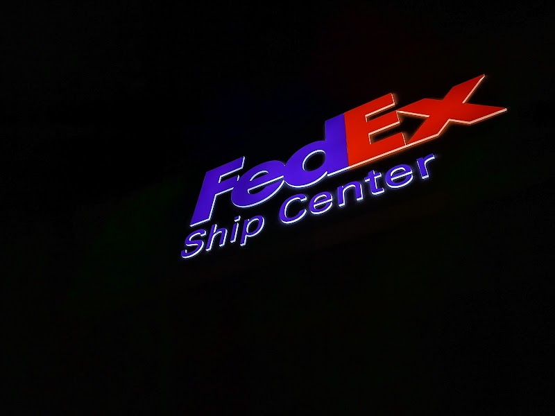 FedEx Ship Center image 6