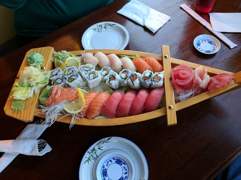 Sushi & Thai image 7