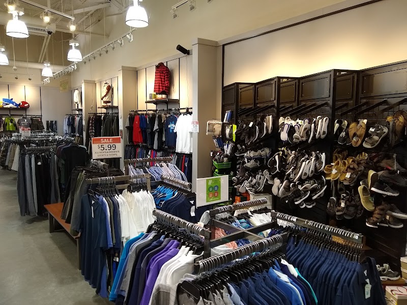 B2 Outlet Stores image 10